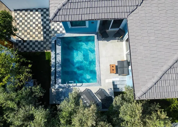 Βίλα 2 Bedroom With Private Pool