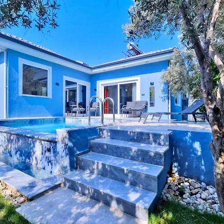 2 Bedroom With Private Pool